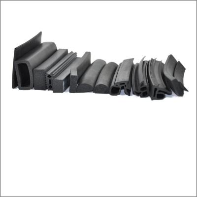 Cina Custom OEM EPDM foam seal strips in vendita