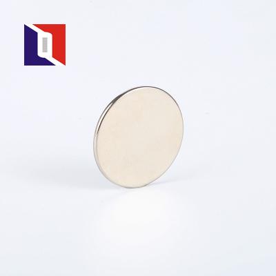 Китай Wholesale Strong Ultra Thin Industrial Magnet China N42 N52 Disc Magnet Neodynium Disc Magnet продается