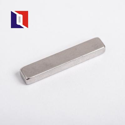 Китай Industrial Rare Earth Magnet Super Strong Gun Magnet Small Rectangular Neodium Magnet продается