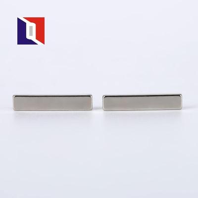 China Industrial Modern New Magnet Design Sintered Block Ndfeb Magnet Gun Mount Magnet à venda