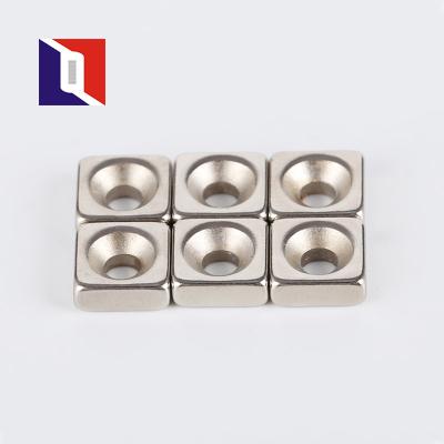 中国 Durable Supplies Wholesale Ndfeb Milled Block Square Neodymium Magnet 販売のため