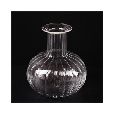 China Modern Stable Quality Clear Unbreakable Tall Round Glass Vase for sale