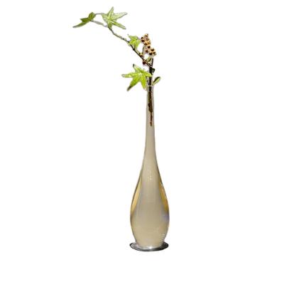 China Art Decor Nordic Creative High Quality Hand Cylinder Tall Flower Arrangements Glass Vases For Home Decor for sale