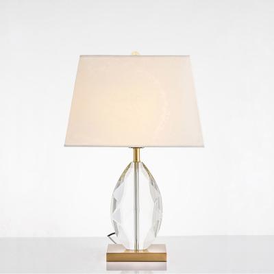 China American modern and simple villa high model room lamp living room bedroom bedside fashion table lamp living room decorative table lamp for sale