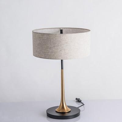 China New Gold 2019 Bedside Living Room Lamp Modern Simple Modern Black Designer Study Room Model Lamp for sale