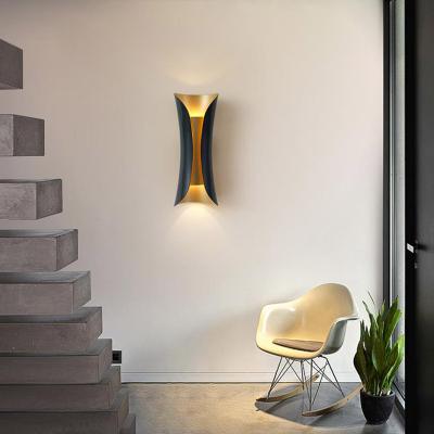 China New Modern Wall Lamp Staircase Corridor Kitchen Dining Room Bedside Living Room Steel Wall Lamp for sale