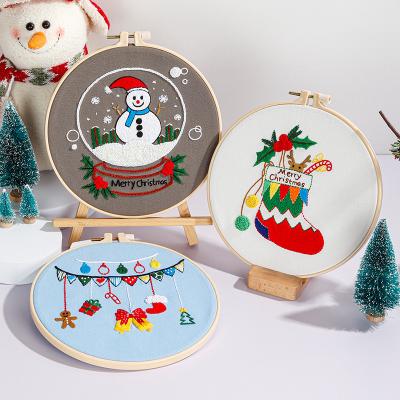 China Europe 2021 new design embroidery kit Christmas home decoration needlework cross stitch kit diy gift suitable for beginners for sale