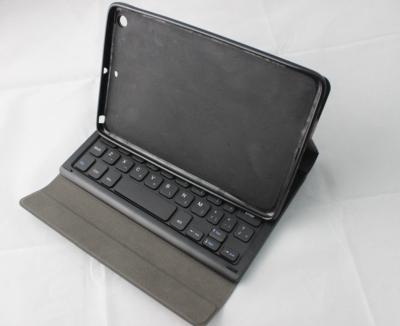 China Cubierta de cuero caja del teclado del bluetooth de la tableta de 8 pulgadas, distancia eficaz de 10 M en venta