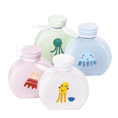 China Baby feeding products 2022 pure color products sustainable water bottle cup cute fashion flat water bottle for sale