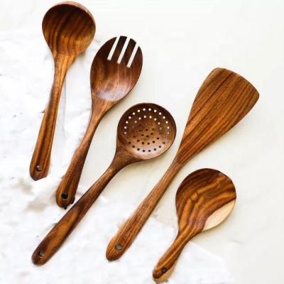 China Sustainable Success Wooden Kitchen Utensil Set Slotted Pasta Soup Ladle Flat Spoon Turner Cooking Kitchen Take Care Utensils for sale