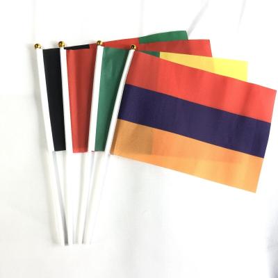 China Health Care Institute Hot Sale With Plastic Flagpole Event Polyester UK Hand Flag 14X21cm Major Britain Hand Flag for sale