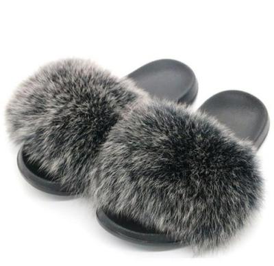 China High Quality Lightweight Factory Wholesale Women In Fur Running Sandals Fashion Beach Real Fox/Raccoon Fur Sliders for sale