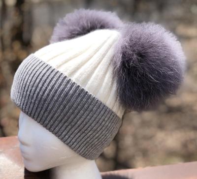 China breathable & Large Waterproof Fur Pom Pom Hat Winter Warm Knit Hats Fashion Angora Knitted Beanie Hat With Raccoon Fur Pompom for sale