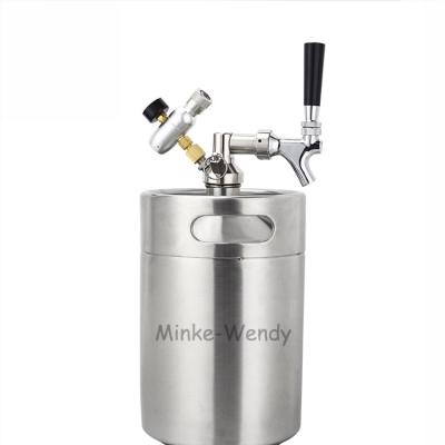 China Beer 2L/4L/3.6L/5L/10l Liter Steel Mini Beer Keg with Beer Tap Beer Dispenser for sale