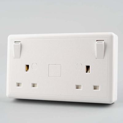 China Residential / General Purpose 13A 2 Band Conversion Socket With Fade For UK Market for sale