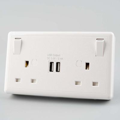 China 2 Band Fused Conversion Residential/General Purpose Socket with USB (2400mA) for sale