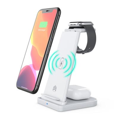 China Factory Wholesale Cell Phone Magnetic Detachable Mobile Phone Charging Dock 3 in 1 Wireless Charger Station for sale