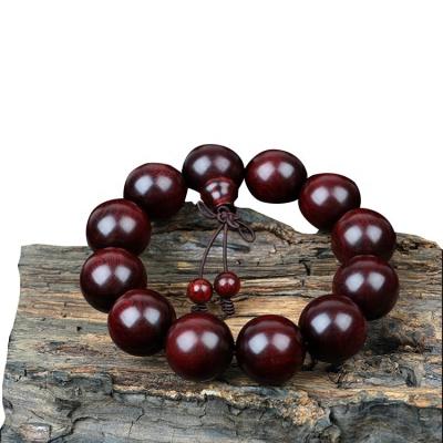 China Indian Lobular Red Sandalwood Bead Bracelet 2.0 High Oil Density Along The Grain Of Old Buddha Beads for sale