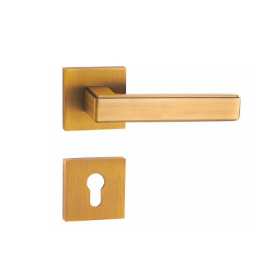 China Competitive Price Door Handle Modern Luxury Interior Door Handle With Lock for sale