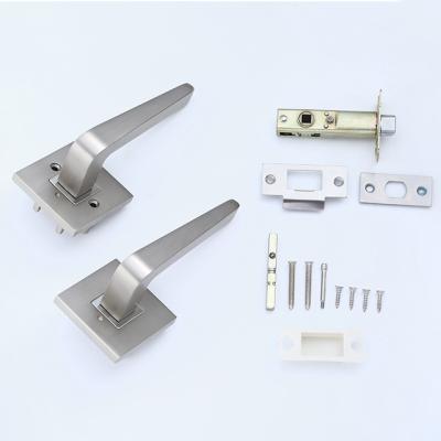 China Modern Simple Bathroom Lever Handle Lock 60mm Latch Nickel Satin 70mm Large Plate Privacy Lock for sale