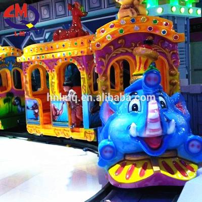 China amusement ride on train indoor electric track train en venta