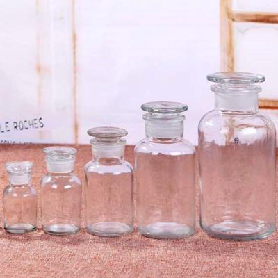 China China Chemical Supplier Wholesale High Performance Glass Medical Transparent Bottle for sale