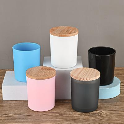 China Factory Direct Sale Luxury Modern Color Frosted Candle Holder Empty Aromatherapy Cup With Lid Candle Glass Jar for sale