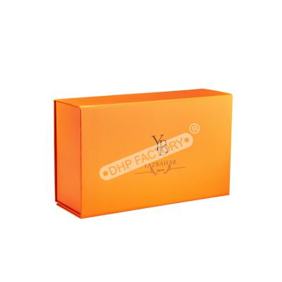 China Custom Made Foldable Shipping Boxes Magnetic Packaging Boxes With Lids for sale