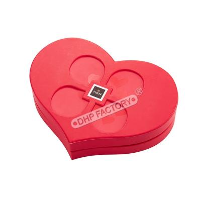 China Elegant Heart Shaped Chocolate Box Packaging Multi Compartment Gift Box for sale