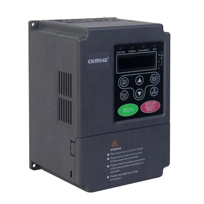 China Industrial Control Good Quality Triple Phase Customer Show Variable AC Motor High Precision Solar Power System Micro Inverter 15hp for sale