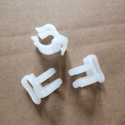 China 100% New Durable PP Replacement Christmas Light Clips For Decoration Light Installation for sale