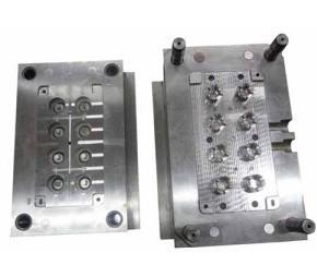 China OEM PVC Plastic Injection Mould , Plastic Extrusion Profile Case Cover for sale