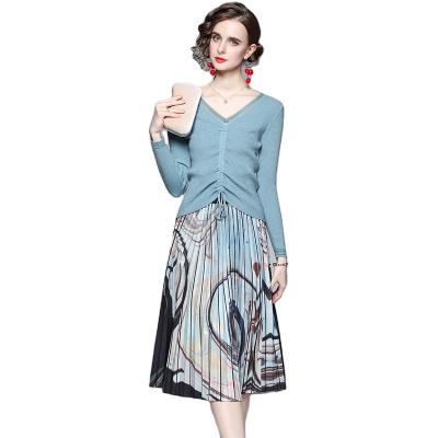 China Autumn Women Fashion Breathable V-neck Knit Top With Pleated Skirt Women's Sets for sale