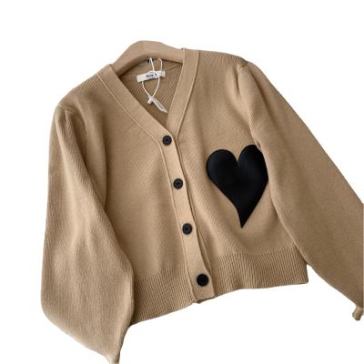 China Anti-Wrinkle Button Front Heart Patchwork Women Sweater Cardigan for sale