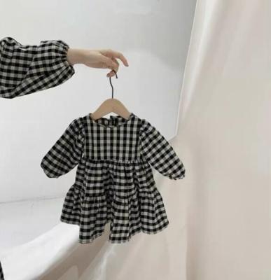 China OEM Washable Black And White Plaid Long Sleeve Cotton And Casual Baby Linen Dress for sale