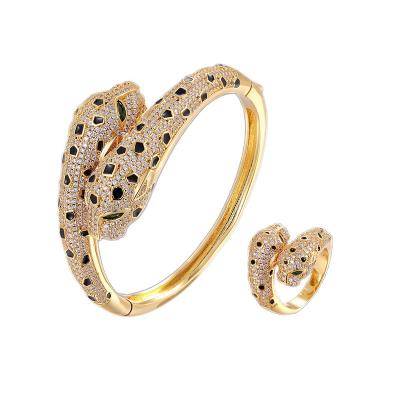 China CLASSIC 18k Gold Plated Indian CLASSIC BRACELETS 10pcs Colorful AAAAA+ High Quality Black Jewelry Diamond Double Leopard Opening Bangle for sale