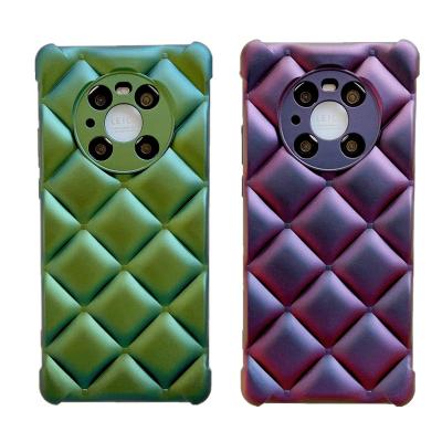 China Fashion Brand Shockproof Green and Dark Purple Down Jacket Laser Phone Case For Huawei Mate 30 40 Pro Stripper Grid Cover for sale