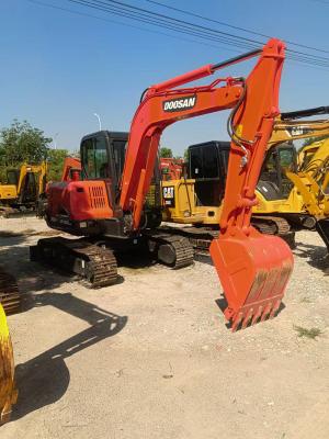 China Used Doosan DX60 Excavators Heavy 6 Tons Bucket 0.21 M³ Machine Hydraulic Low For Digger for sale