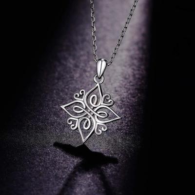 China CLASSIC Good Luck Heart Necklace 925 Sterling Silver Irish Celtic Knot Temperament Pendant Chain For Female Elegant Jewelry Gift for sale