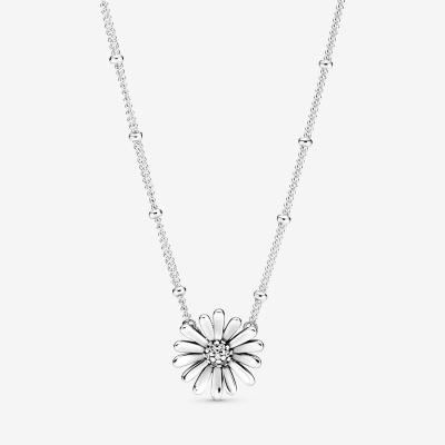 China CLASSIC Pave Natural Daisy Flower Petals Pendant Necklace Zircon Necklace S925 Sterling Silver Jewelry Gift For Women for sale