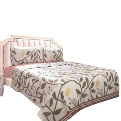 China Viable 50*70 three-piece pillow bedding sets are hot in South America double-sided plush factory direct sales cheap for sale