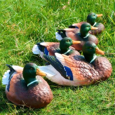 China Europe factory direct handmade realistic resin duck figurines home and garden decoration resin duck gifts for sale