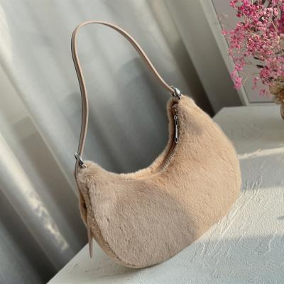 China 2021 Female Fashion Autumn Winter Small Bag Plush Shoulder Half Moon Armpit Bag Female New for sale