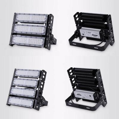 China Aluminum LED Flood Light with 120 Degrees Beam Angle 19500lm Luminous Flux IP65 Waterproof Rating for sale