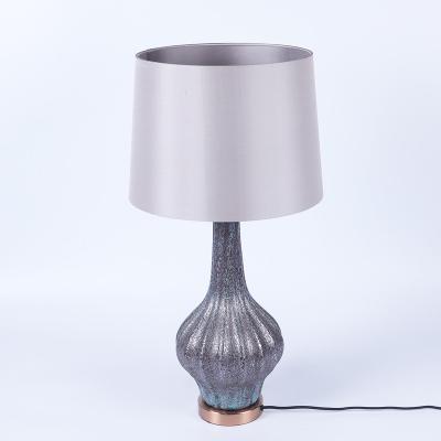 China Modern Minimalism Style Metal Home Decor Restaurant Dinning Table Warm Light LED Table Lamp for sale