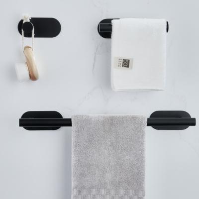 China Fashion Direct Saling Manufacture Fasion 304 Stainless Bathroom Towel Rack Set for sale