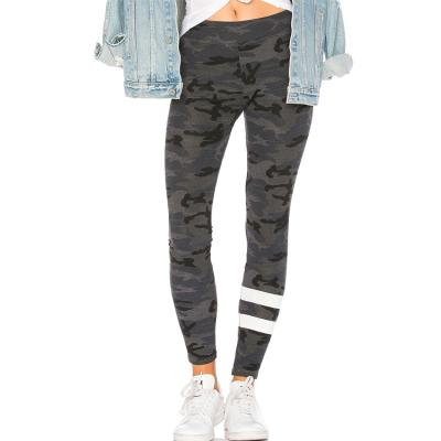 China Custom OEM fashion anti-pilling anti-pilling women's camouflage yoga pants cuffs high quality with stripe print for wholesale in alibaba for sale