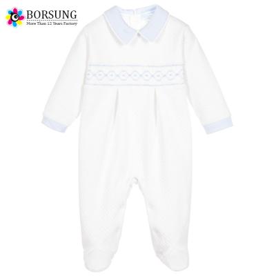 China Quilited 100% Cotton Long Sleeve Newborn Baby Clothes Handmade Simple White Long Sleeve Smocked Baby Romper for sale