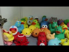 3.5‘‘ Custom Logo 20 Types of Rubber Duck Toy Floating Sound Squeaky Bath Toys for Kids Gifts