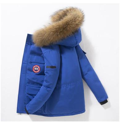 China Large and Large Outdoor Winter Coat Canada Goose Waterproof Fashion Down Brand Feather Jacket for Men and Women for sale